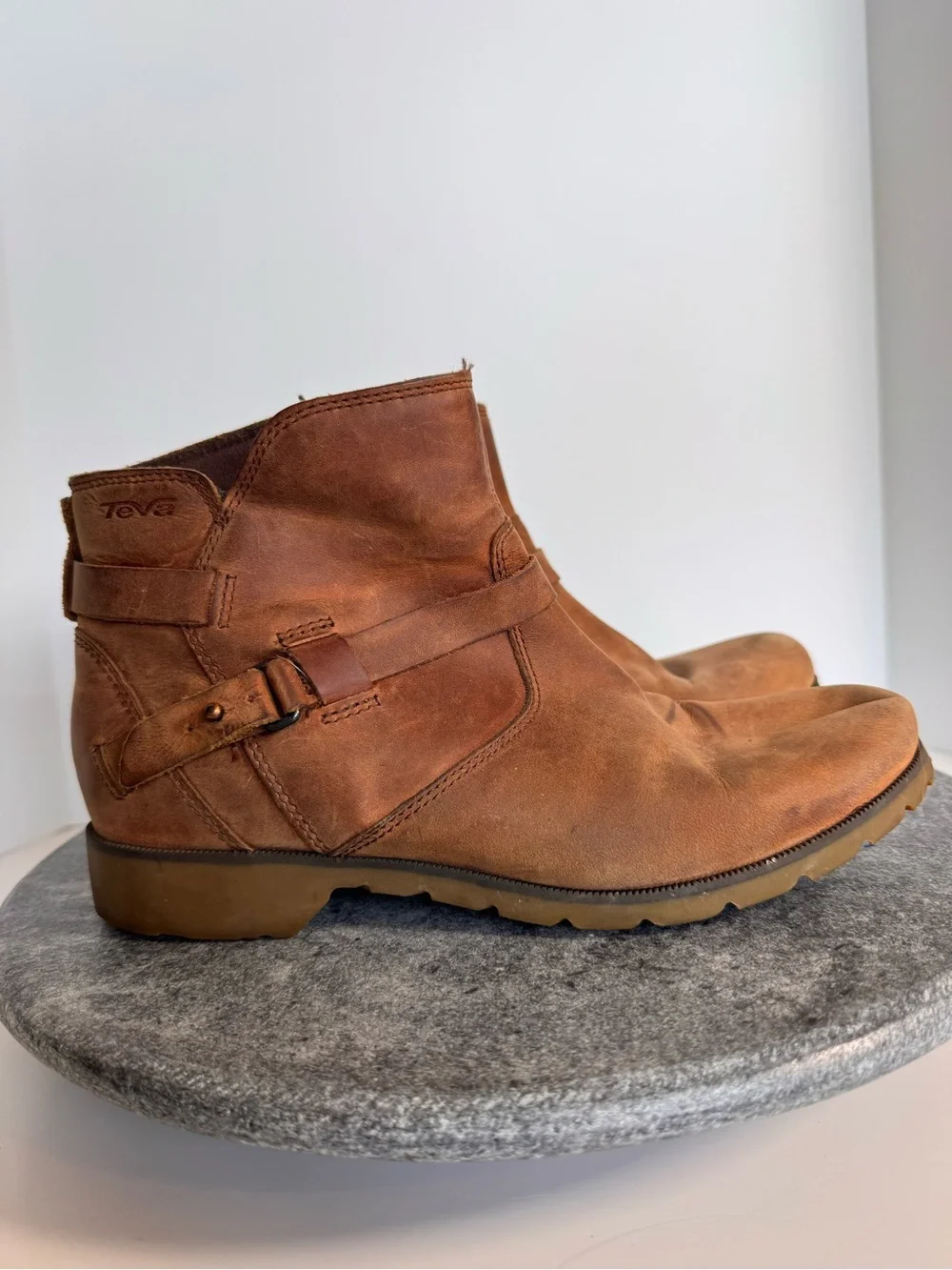 Teva leather boots